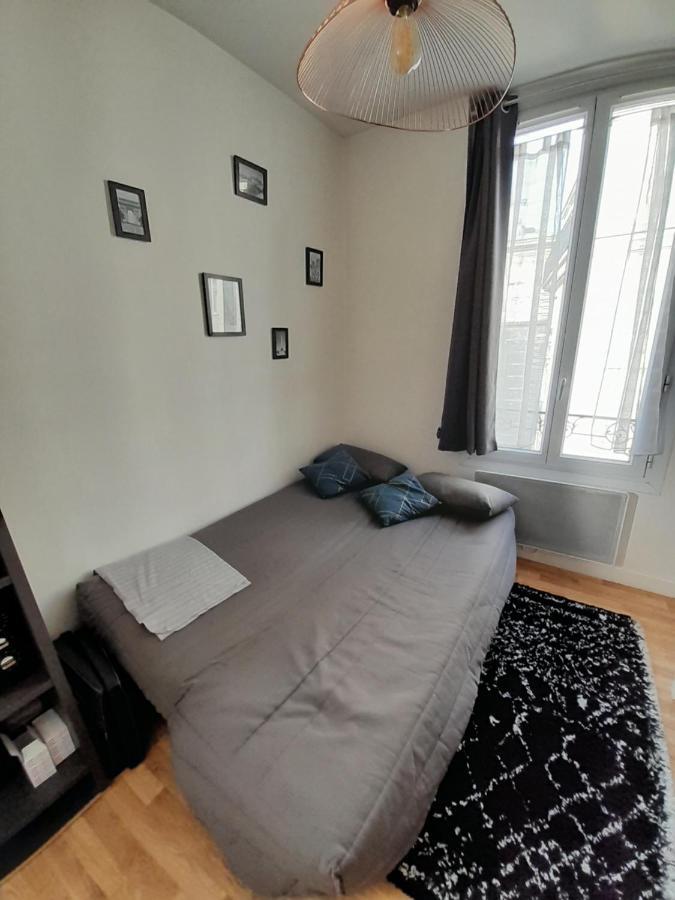 Cosy 2 Pieces Typiquement Parisien A Notre-dame Parijs