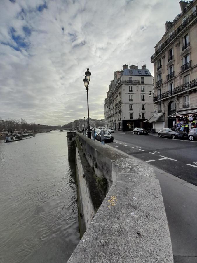Cosy 2 Pieces Typiquement Parisien A Notre-dame * Parijs